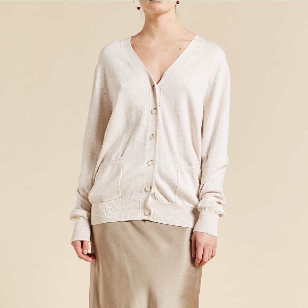 Tommy Hilfiger white v-neck button down Cardigan